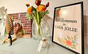 Casa Jolie